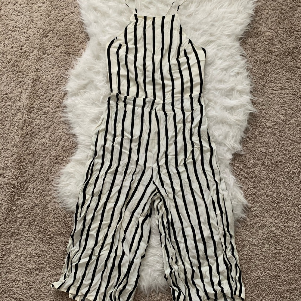 SAVE NWOT Summer jumpsuit - Picture 1 of 4